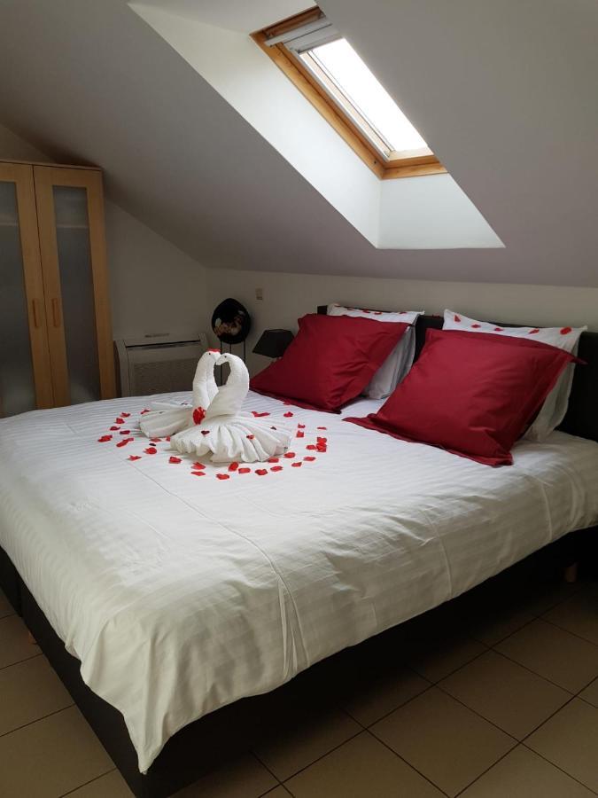 De Achtertuin Apartment Maasmechelen Bagian luar foto