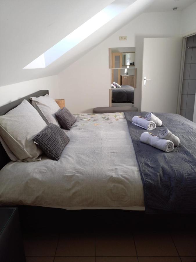 De Achtertuin Apartment Maasmechelen Bagian luar foto